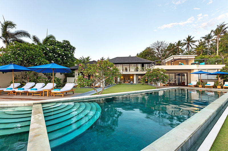 Villa Aamisha's ocean-view pool and garden on the cliffs at Candidasa, east Bali