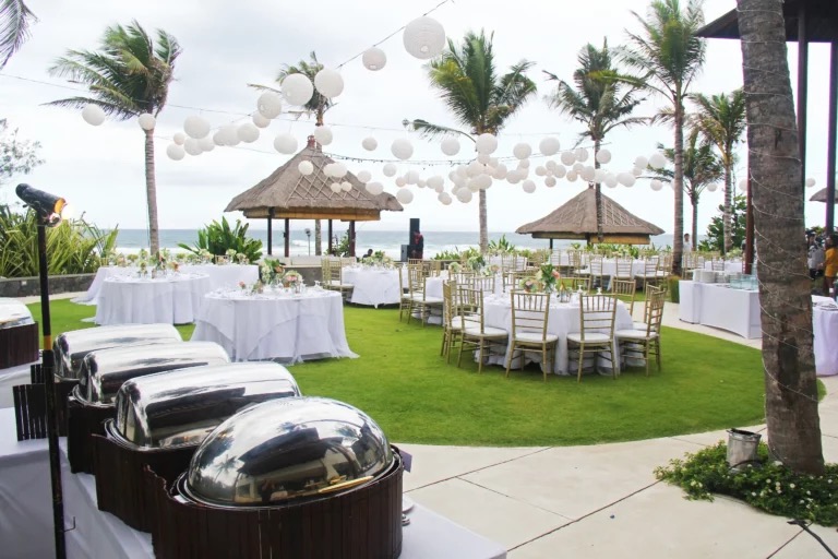 Anapuri Villas beachfront lawn and oceanfront pool on Pabean Beach at Ketewel, southeast Bali