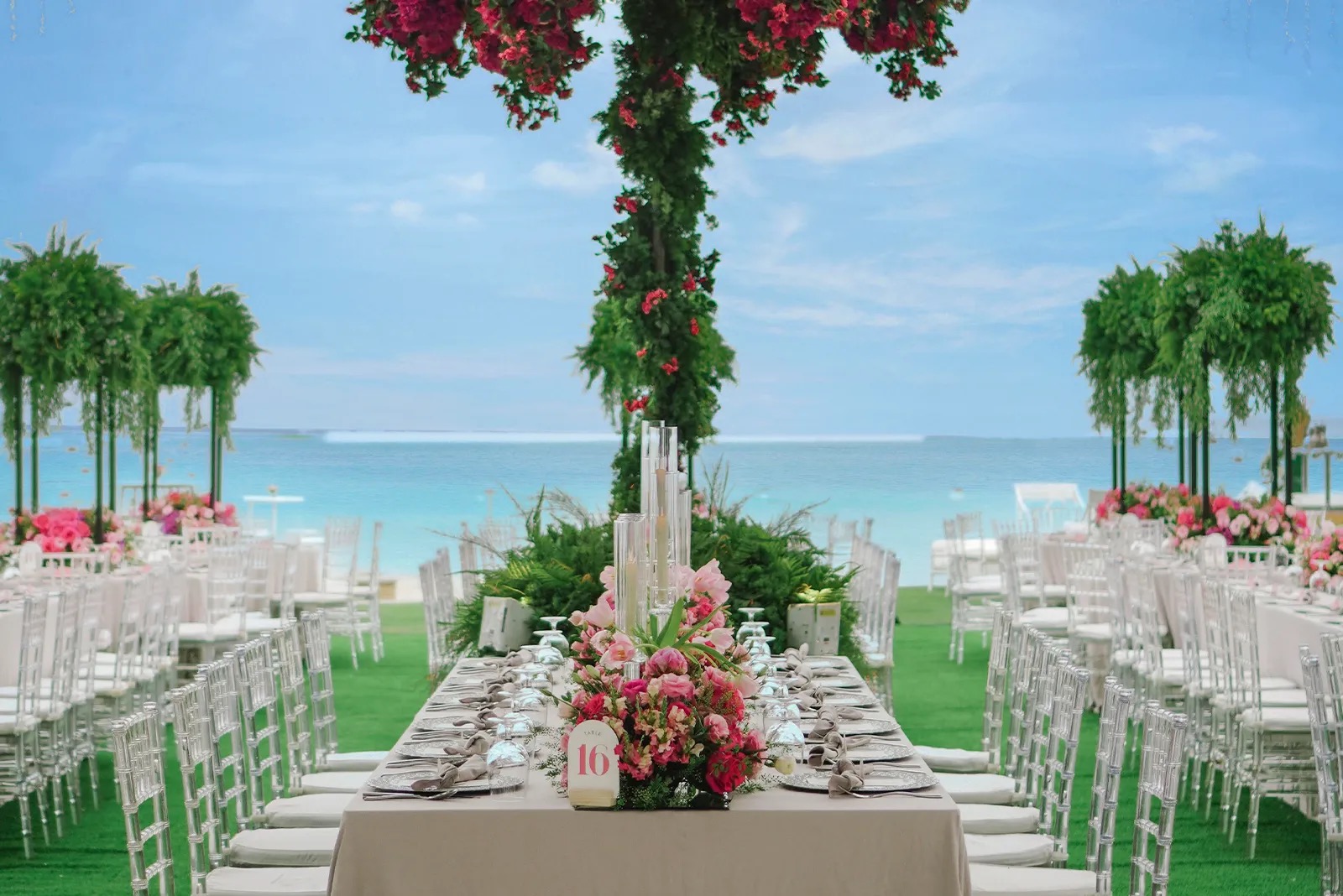 The beachfront Unity Garden wedding lawn facing the ocean at The Mulia on Geger Beach, Nusa Dua
