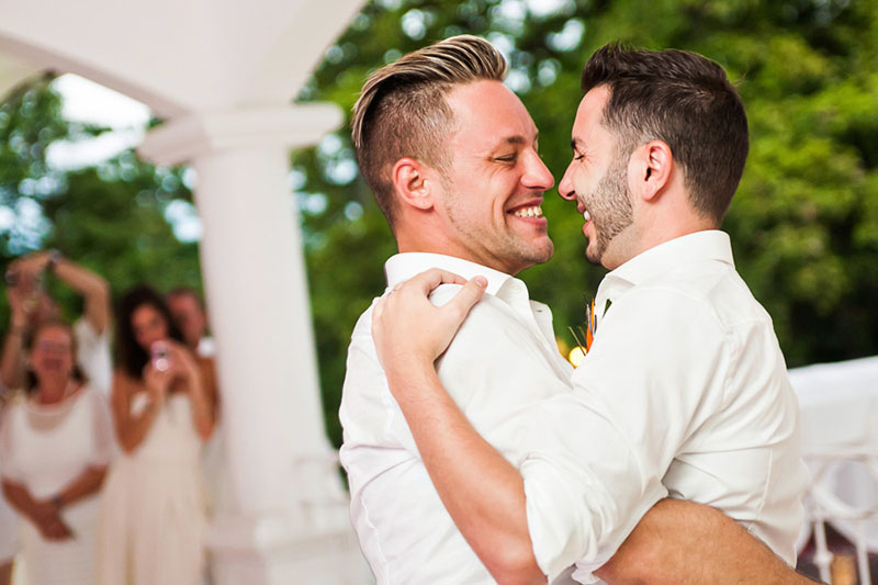 Wedding celebrants list for gay and lesbian couples